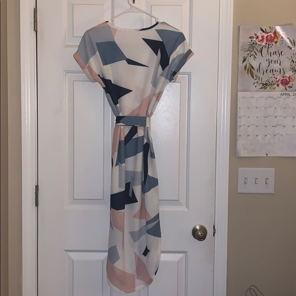 Dress ✨ - Picture 3 of 3